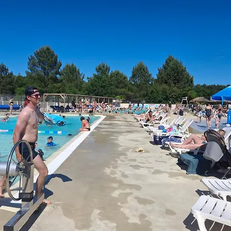 Les Dunes De Contis サン・ジュリアン・アン・ボルヌ